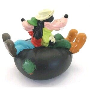 Vintage Burger King Disney Goofy Movie Max And Goofy Black Raft #A057